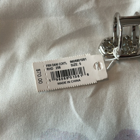 Kendra Scott Cocktail Ring NWT - Picture 4 of 5